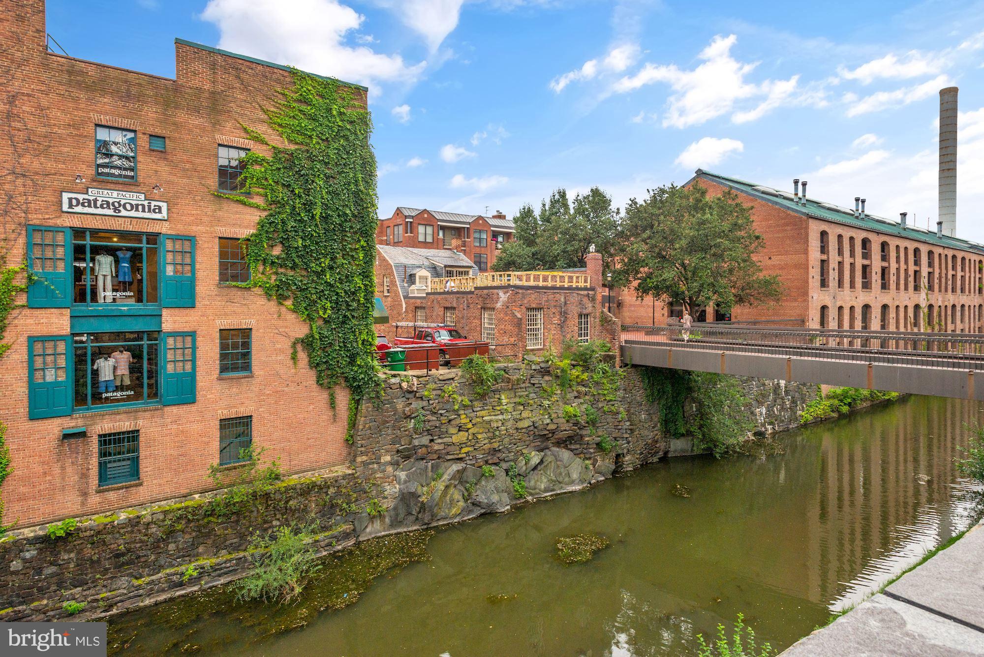 1068 30th Street Northwest Washington, DC 20007 - Photo 25 of 32