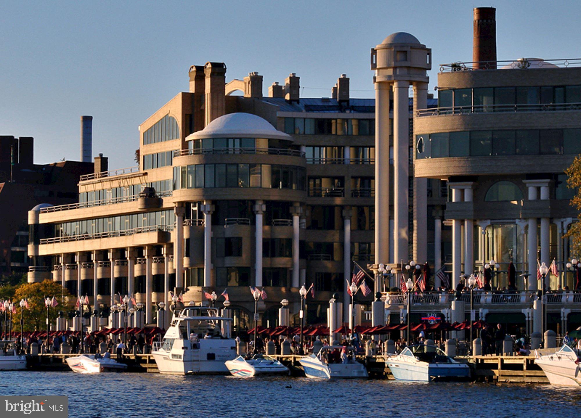 1068 30th Street Northwest Washington, DC 20007 - Photo 29 of 32