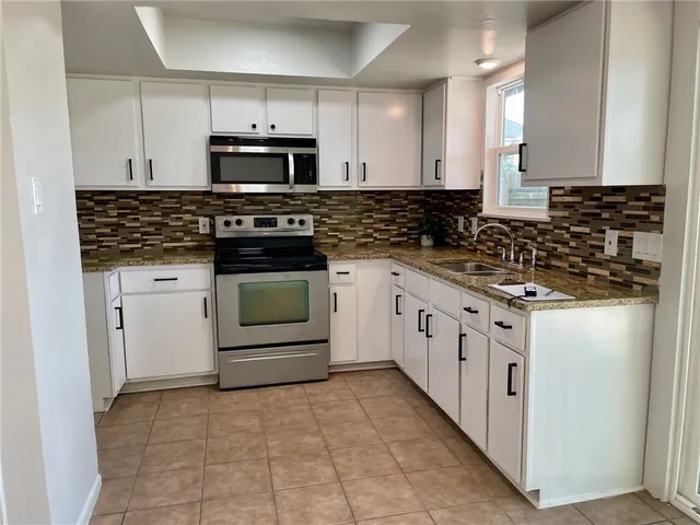 $1,350 | 3715 La Paz Drive, Corpus Christi, TX 78415