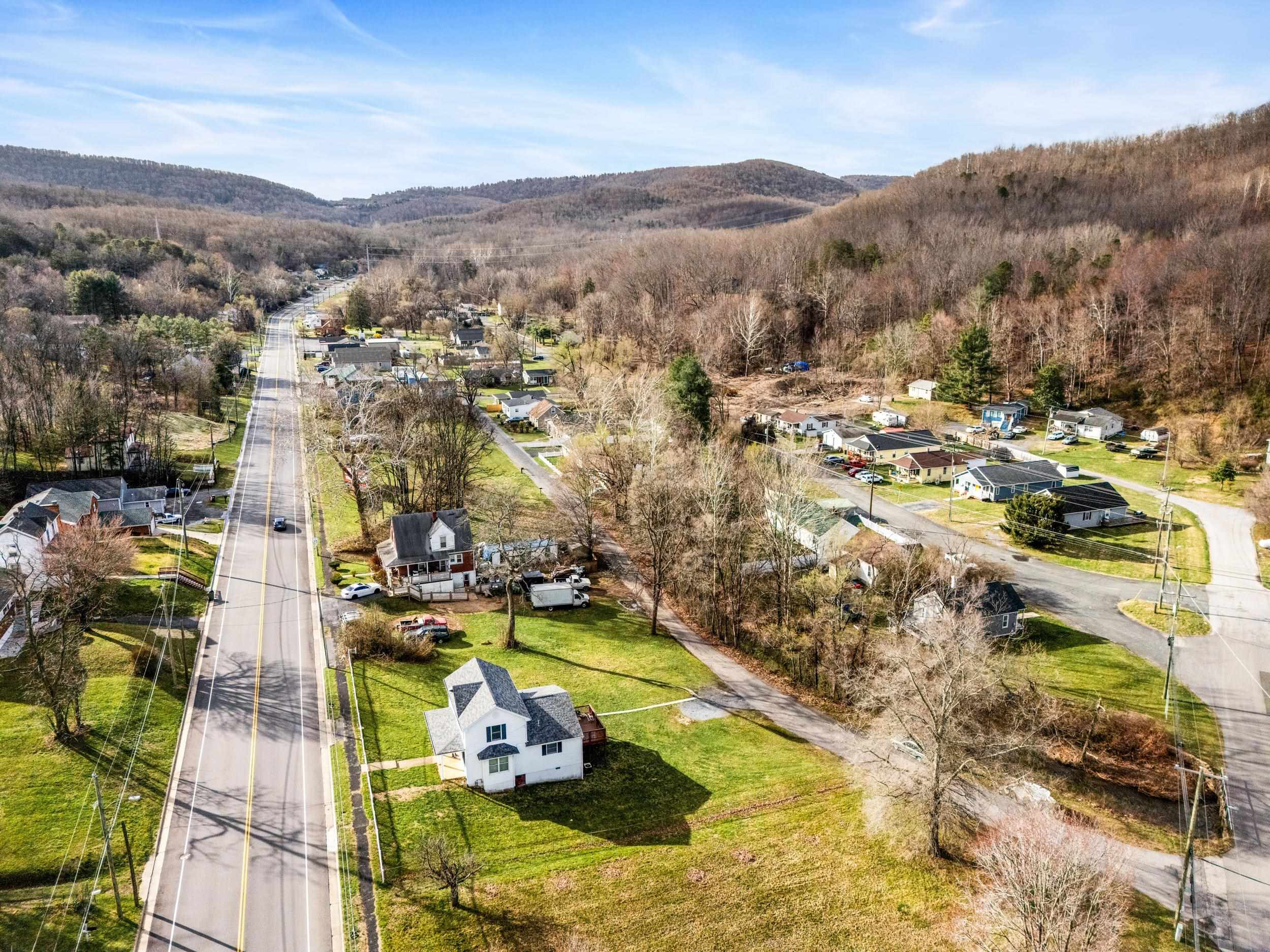 1316 East Main Street Waynesboro, VA 22980 - Photo 5 of 34 a view of a city