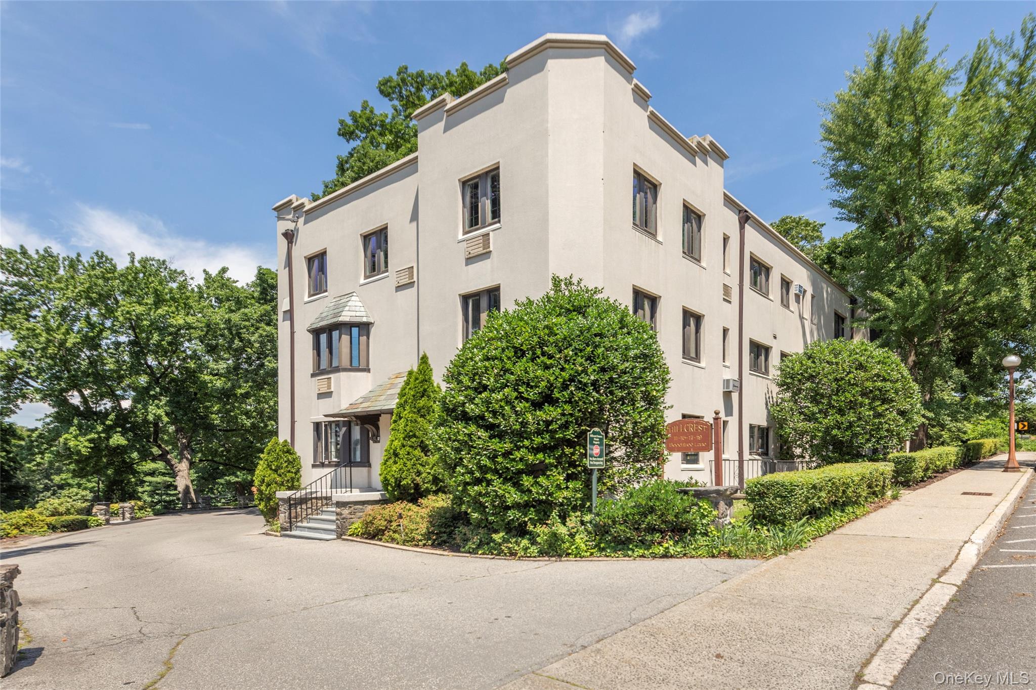 17 Beechtree Lane, Unit 2E Bronxville, NY 10708 - Photo 23 of 24