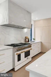 $1,998,000 | 3 Alden Lane, Chevy Chase, MD 20815