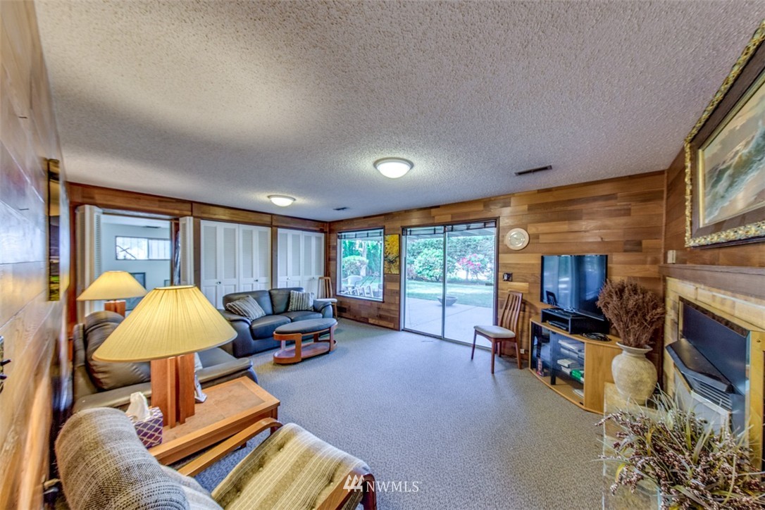 341 Yew Street Bremerton, WA 98310 - Photo 19 of 25 Gallery Image 19