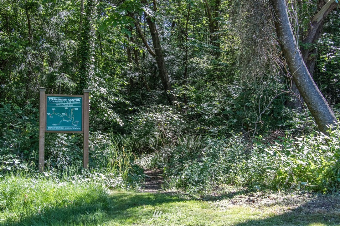 341 Yew Street Bremerton, WA 98310 - Photo 25 of 25 Gallery Image 25