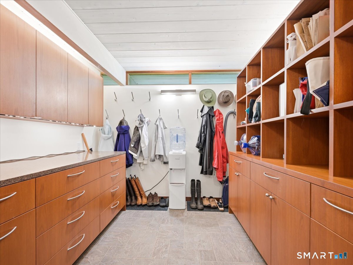 111 Tipping Rock Road Stonington, CT 06378 - Photo 26 of 40 Mudroom