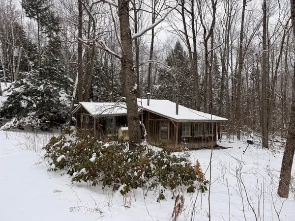 $99,000 | 186 Transalpine Road, Lincoln, ME 04457