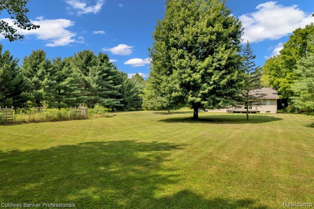 3443 Ivory Road Lapeer, MI 48446 - Photo 20 of 23