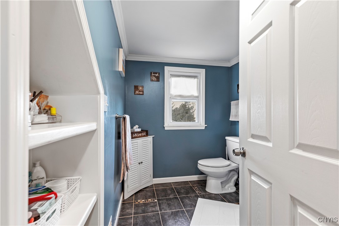 821 Velasko Road Syracuse, NY 13207 - Photo 26 of 30