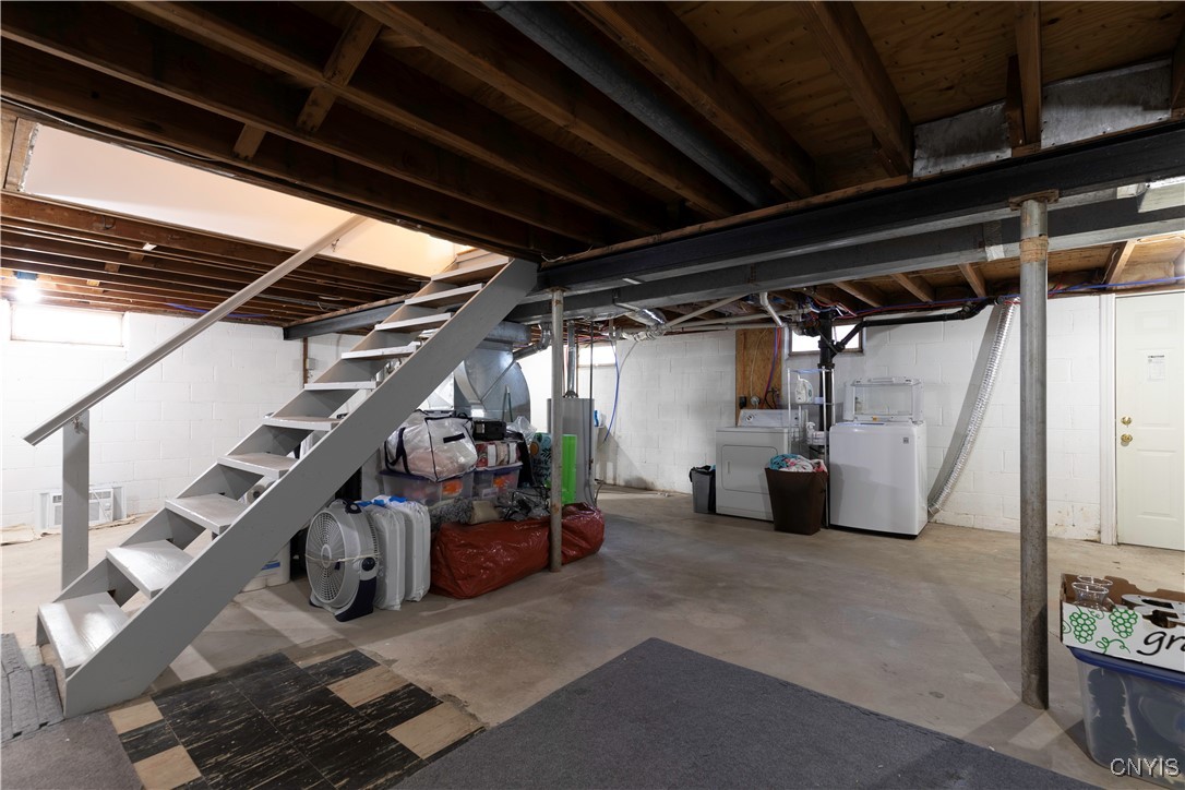 821 Velasko Road Syracuse, NY 13207 - Photo 29 of 30