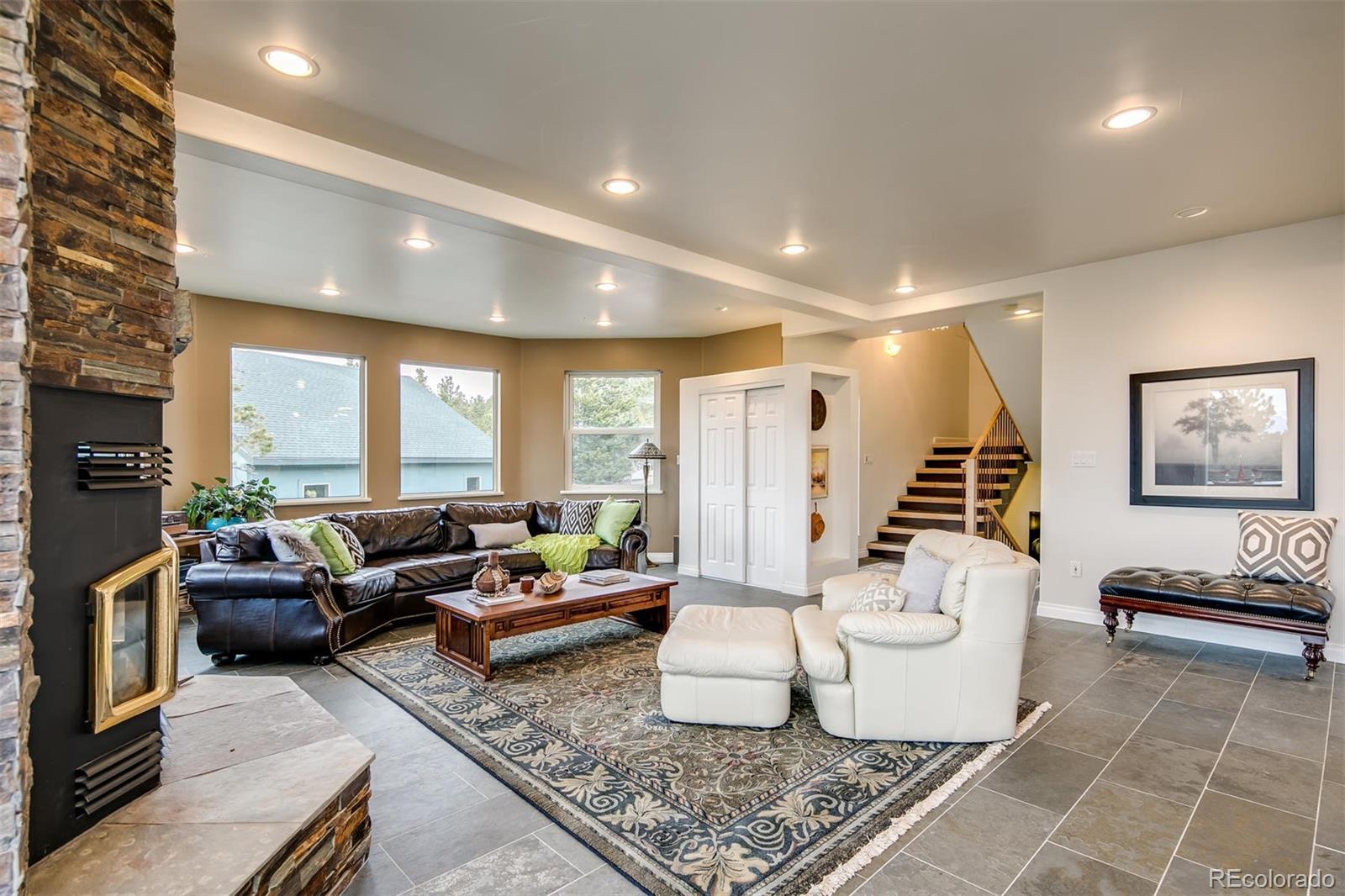 270 Rudi Lane West Golden, CO 80403 - Photo 4 of 34 Gallery Image 4
