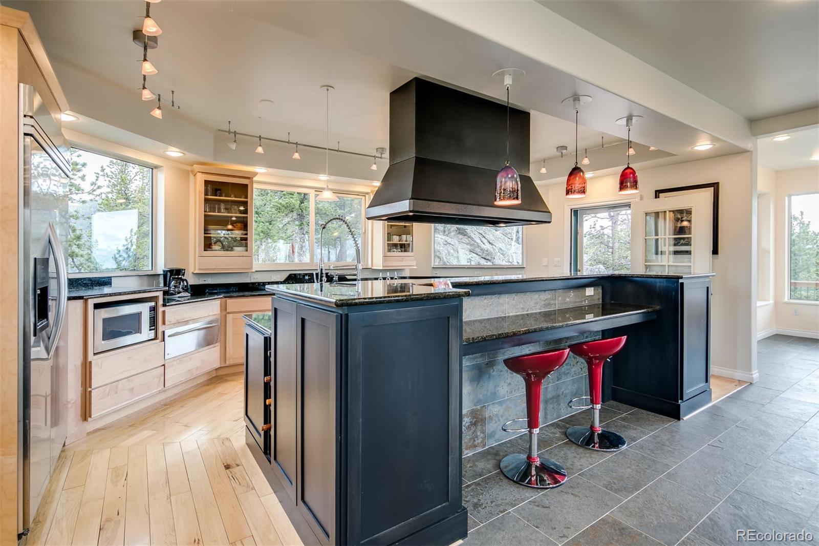 270 Rudi Lane West Golden, CO 80403 - Photo 7 of 34 Gallery Image 7
