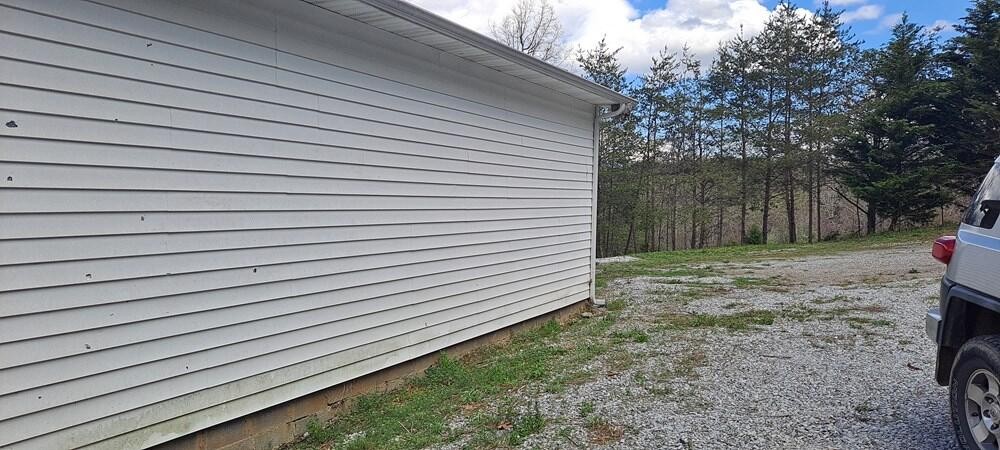 1598 Lyle Road Dandridge, TN 37725 - Photo 2 of 34 Gallery Image 2