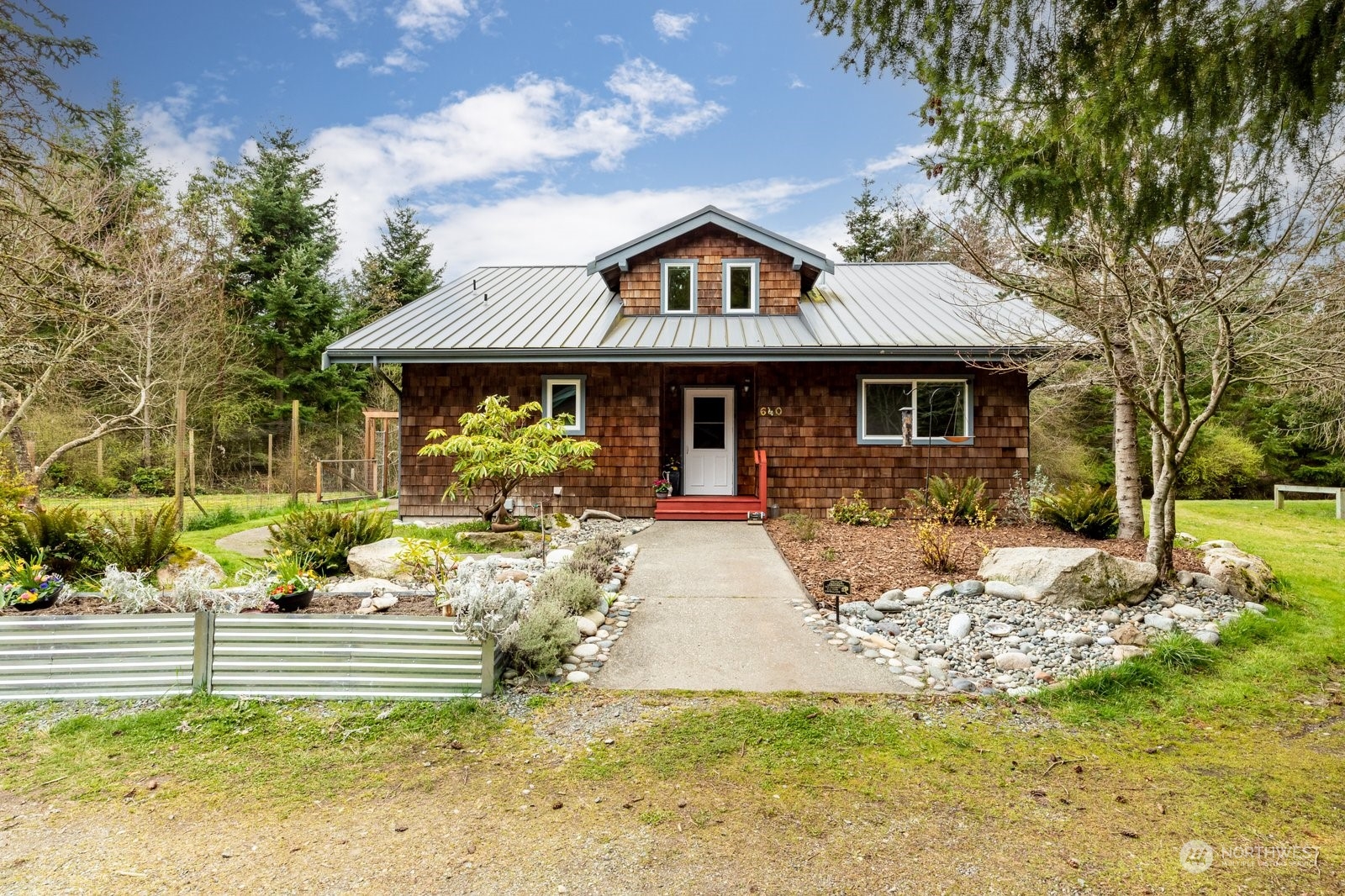 640 Patmore Road Coupeville, WA 98239 - Photo 3 of 39 Gallery Image 3