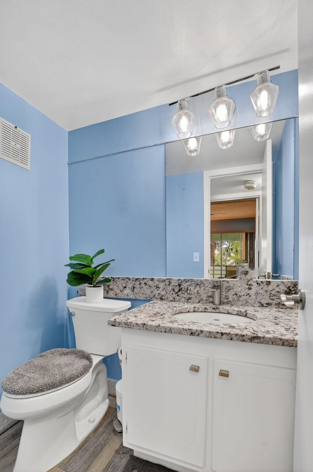 262 Ventnor R Deerfield Beach, FL 33442 - Photo 21 of 57 18-web-or-mls-DSC_3026