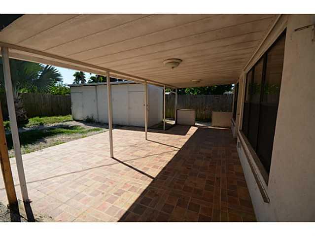433 Robalo Court Stuart, FL 34996 - Photo 2 of 10 Gallery Image 2