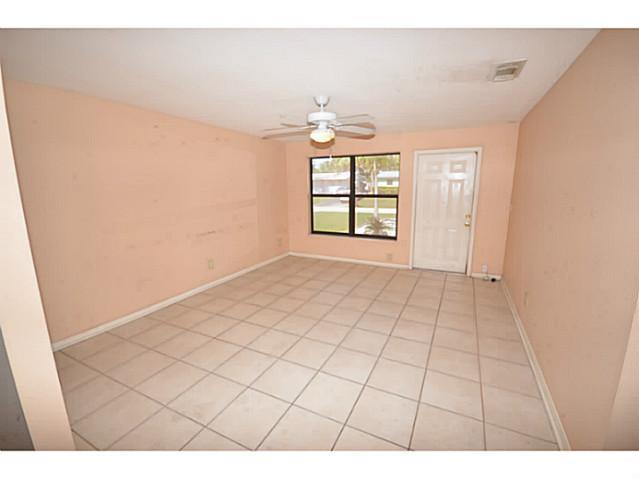 433 Robalo Court Stuart, FL 34996 - Photo 4 of 10 Gallery Image 4