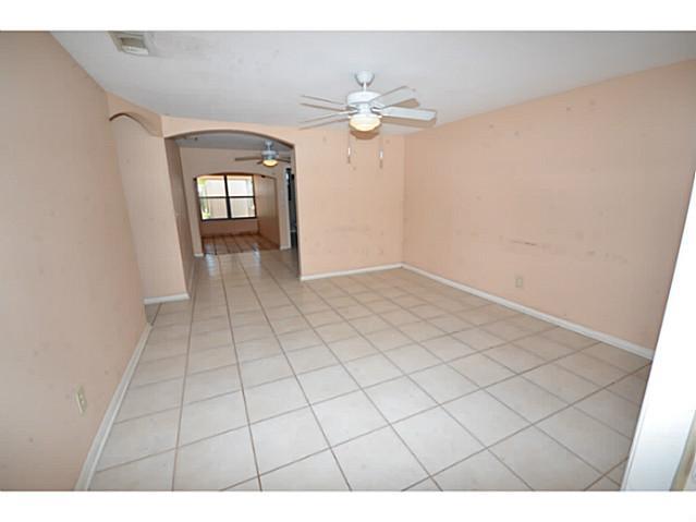 433 Robalo Court Stuart, FL 34996 - Photo 5 of 10 Gallery Image 5