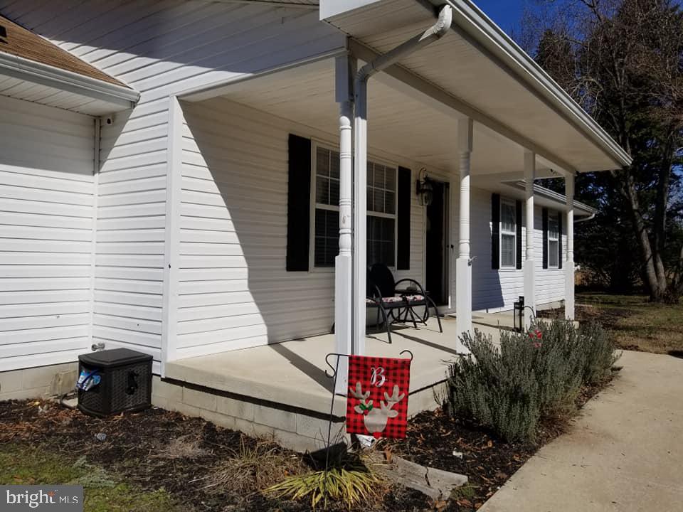 25644 Garey Road Denton, MD 21629 - Photo 2 of 26 Front Porch