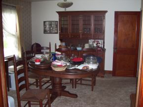 191 Walnut Hill Road Bristol, TN 37620 - Photo 5 of 7 great dining room