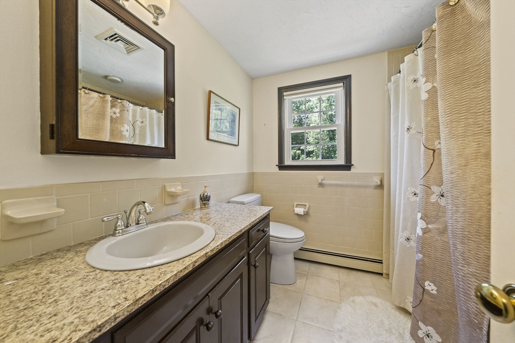 23 Tindale Way Hanover, MA 02339 - Photo 17 of 42 Gallery Image 17