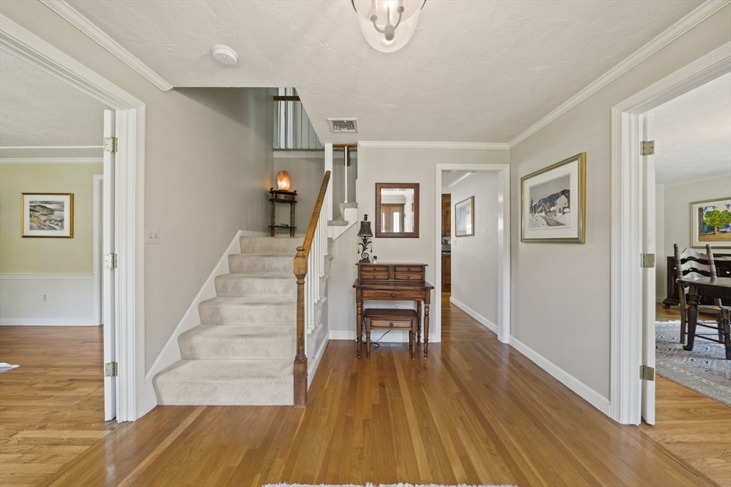 23 Tindale Way Hanover, MA 02339 - Photo 3 of 42 Gallery Image 3
