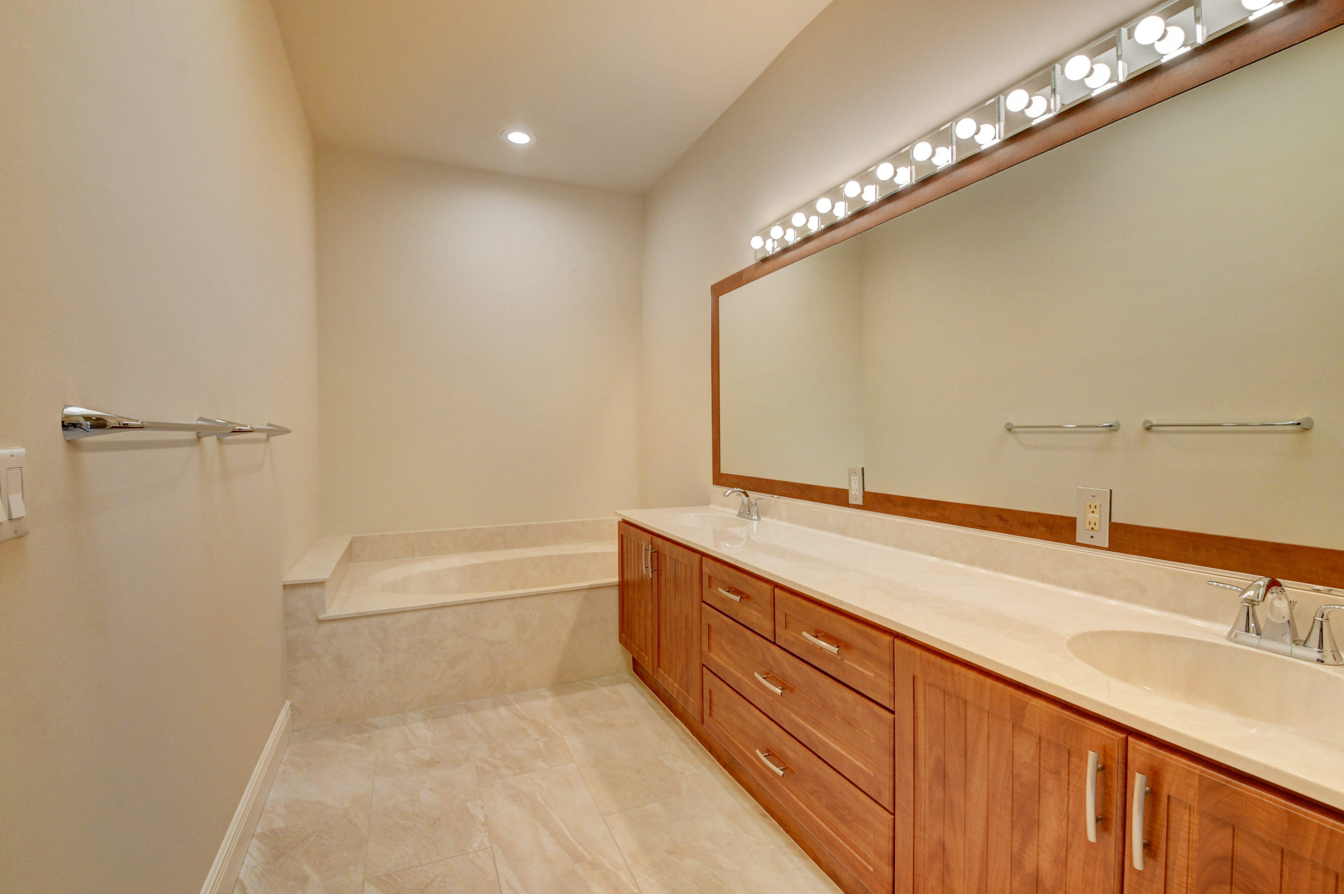 6612 Northwest 25th Terrace Boca Raton, FL 33496 - Photo 19 of 27 25_dsc_6338_39_40_41_42