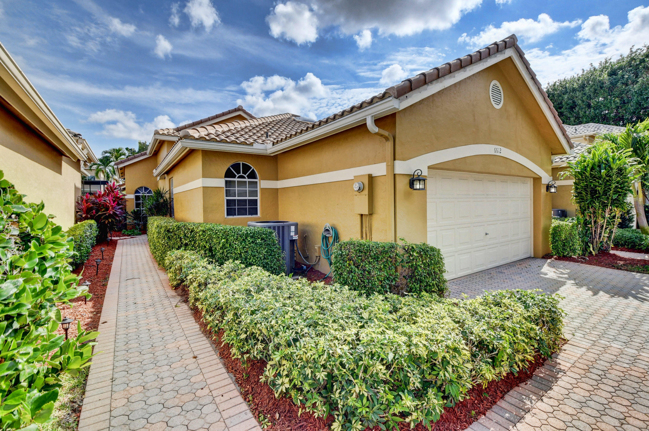 6612 Northwest 25th Terrace Boca Raton, FL 33496 - Photo 2 of 27 03_dsc_6208_09_10_11_12