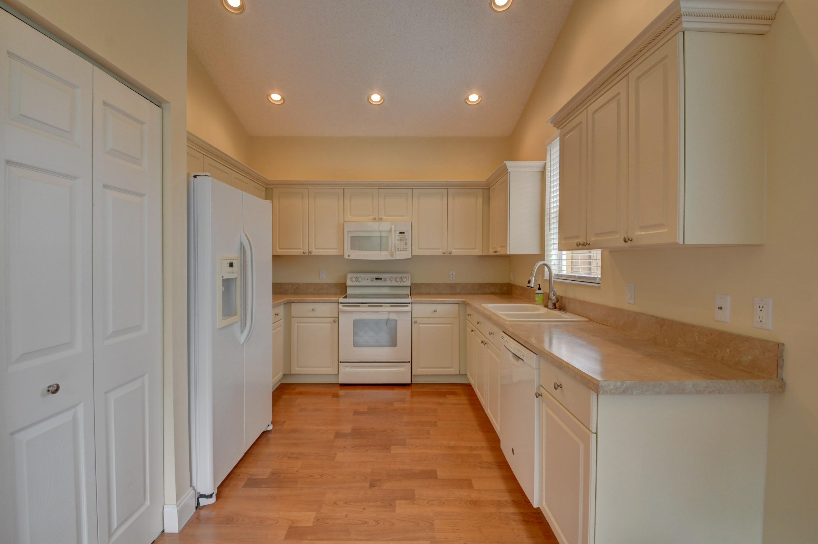 6612 Northwest 25th Terrace Boca Raton, FL 33496 - Photo 8 of 27 09_dsc_6253_4_5_6_7