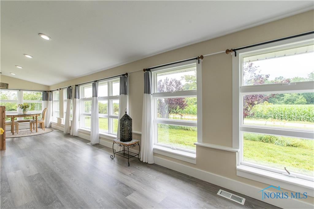 13647 Perry Road Grand Rapids, OH 43522 - Photo 14 of 50 Gallery Image 14