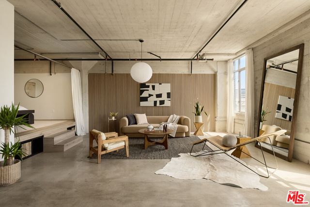 $662,500 | 825 East 4th Street, Unit 209, Los Angeles, CA 90013