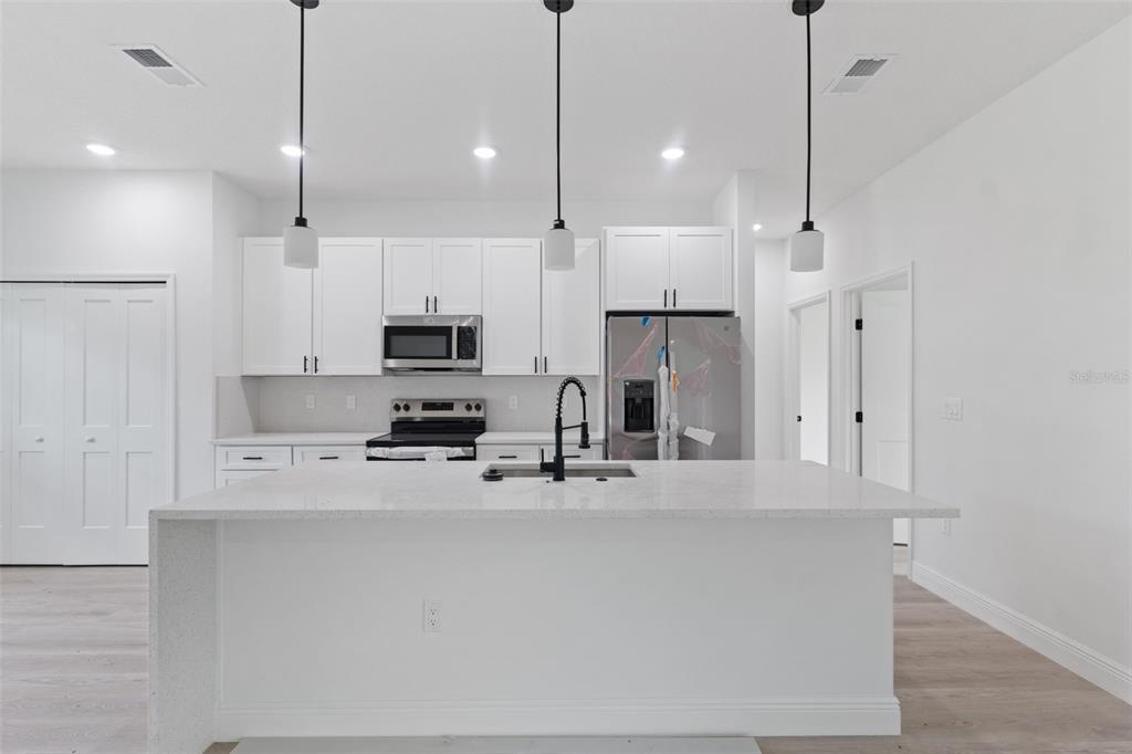 5256 Southwest 155th Loop Ocala, FL 34473 - Photo 14 of 34