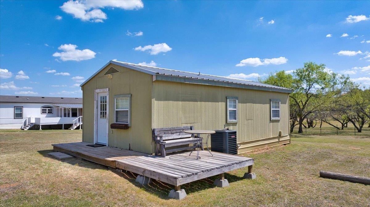 241-243 East Flag Creek Ranch Road Llano, TX 78643 - Photo 23 of 33