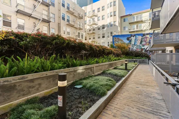 $1,169,000 | 8 Buchanan Street, Unit 300, San Francisco, CA 94102