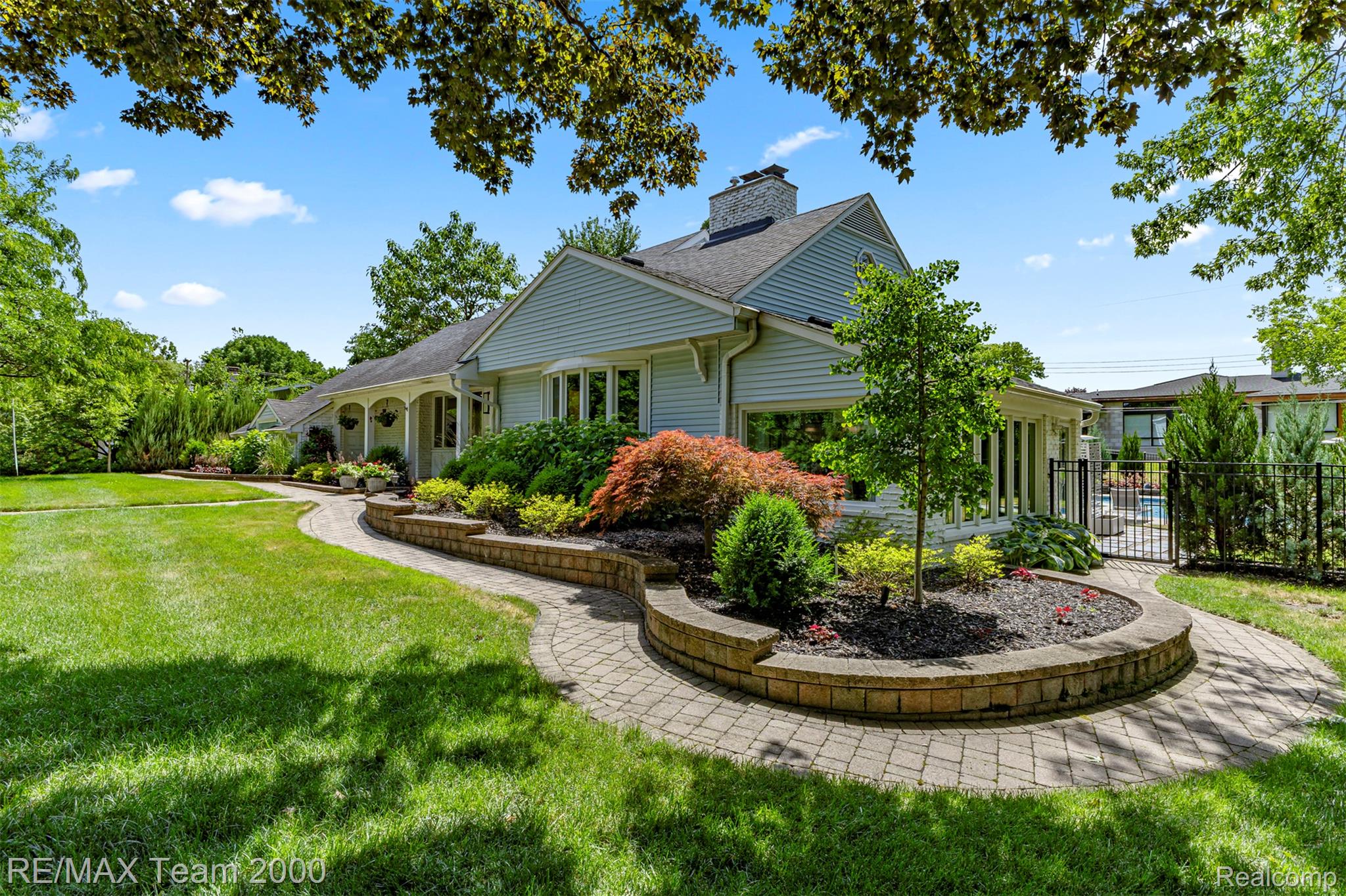 137 North Brady Road Dearborn, MI 48124 - Photo 4 of 72 02.jpg