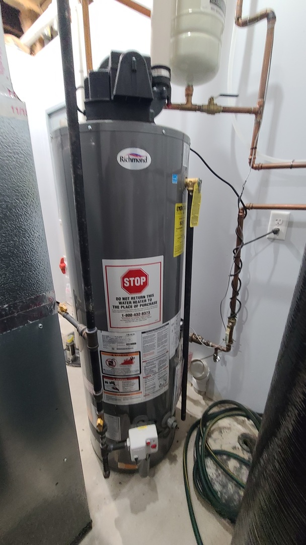 405 North Center Street Plano, IL 60545 - Photo 31 of 35 a view of water heater room