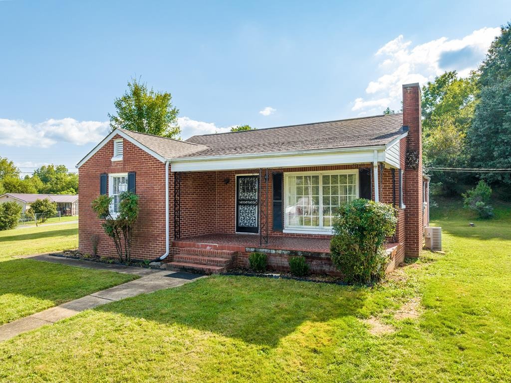 2270 Spring Place Road Southeast Cleveland, TN 37323 - Photo 1 of 33 Gallery Image 1