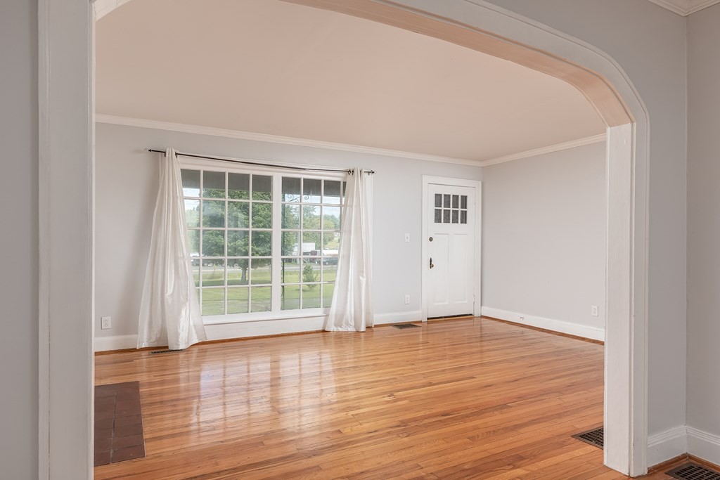2270 Spring Place Road Southeast Cleveland, TN 37323 - Photo 12 of 33 Gallery Image 12