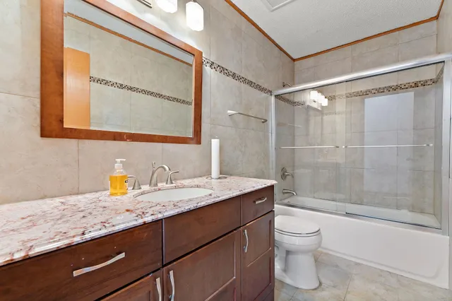 $2,430 | 13753 Glenhurst Avenue, Savage, MN 55378