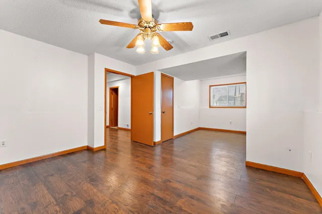 $2,430 | 13753 Glenhurst Avenue, Savage, MN 55378