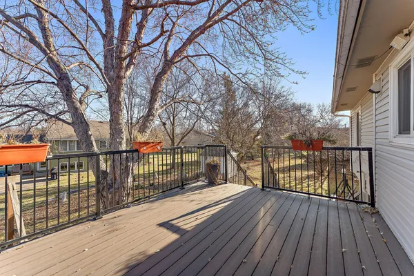 $2,350 | 13753 Glenhurst Avenue, Savage, MN 55378