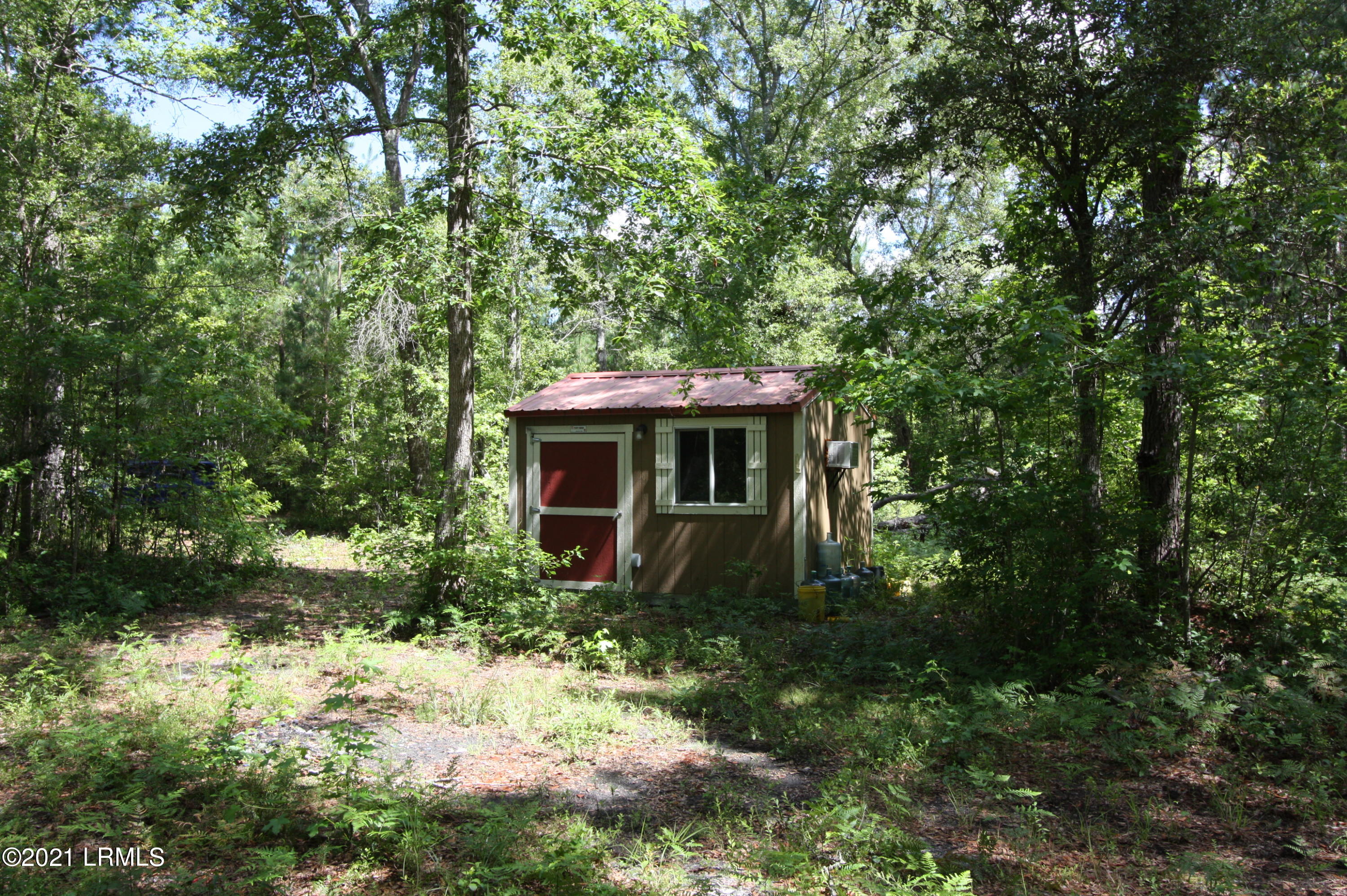 300 Sardis Road, Unit 1 Ridgeland, SC 29936 - Photo 4 of 9 IMG_7795