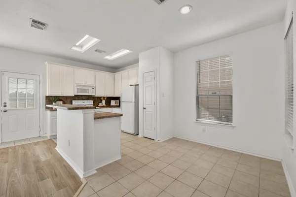 $179,000 | 2911 Hackamore Hollow Lane, Houston, TX 77014