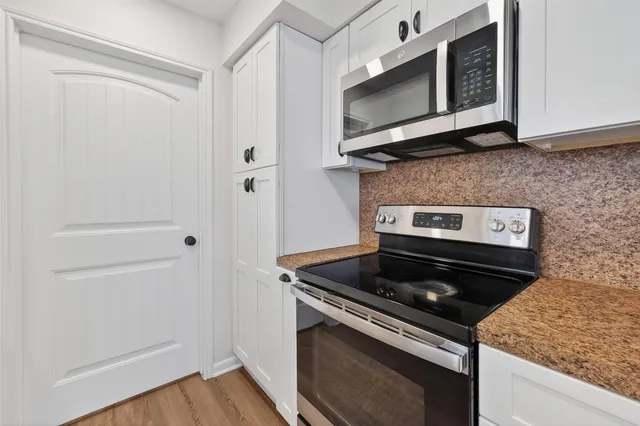 $2,050 | 9538 Ravensworth Drive, Houston, TX 77031