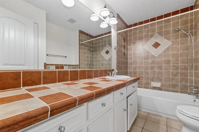 $2,050 | 9538 Ravensworth Drive, Houston, TX 77031