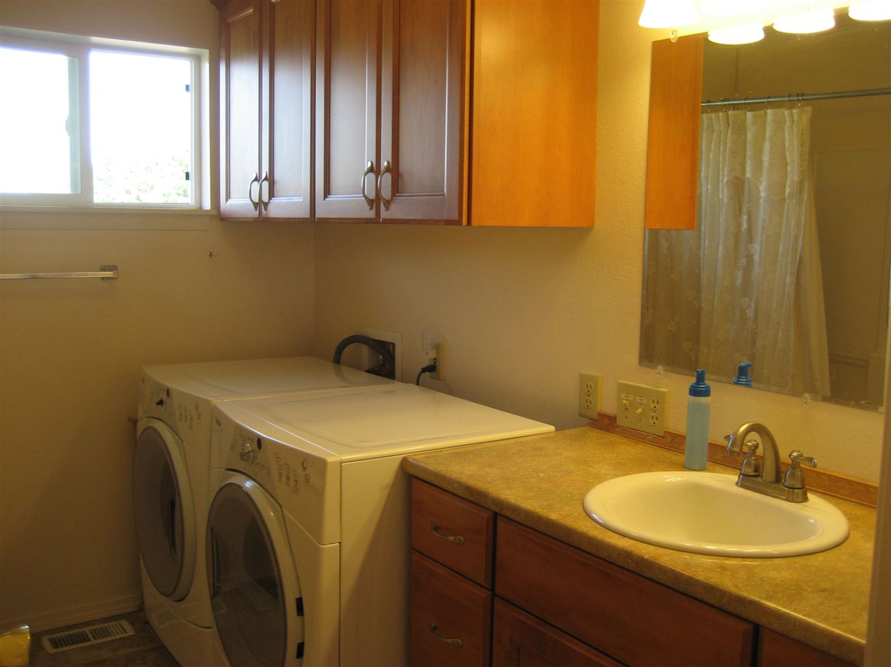 8704 South Craig Road Cheney, WA 99004 - Photo 11 of 20
