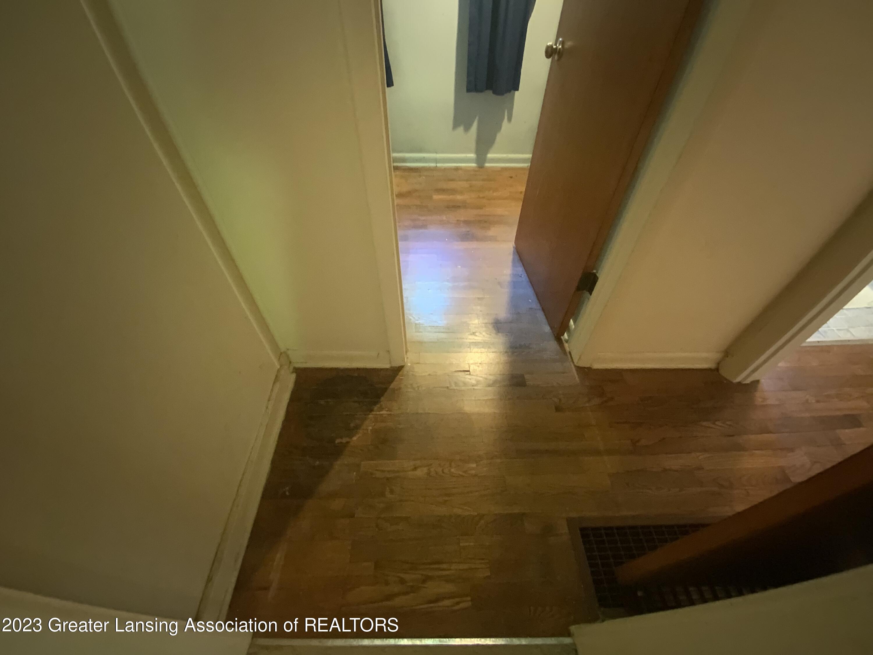 4945 Wilcox Road Holt, MI 48842 - Photo 29 of 44 Hardwood floor