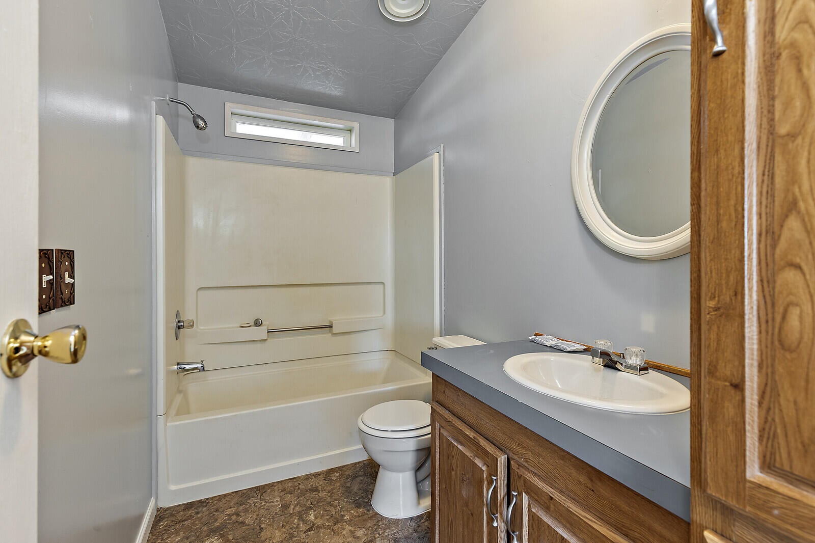 6352 Harold Road Central Point, OR 97502 - Photo 16 of 29 30_HR_30_mls
