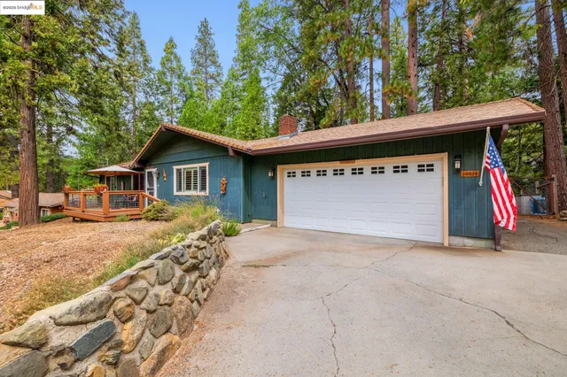 $392,000 | 18814 Middle Camp Sugarpine Road, Twain Harte, CA 95383