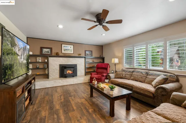 $392,000 | 18814 Middle Camp Sugarpine Road, Twain Harte, CA 95383