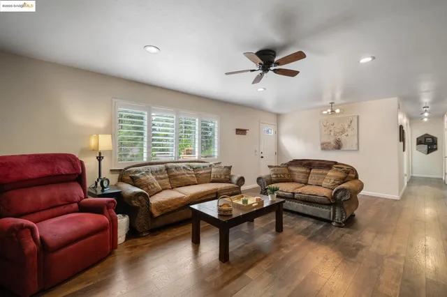 $392,000 | 18814 Middle Camp Sugarpine Road, Twain Harte, CA 95383